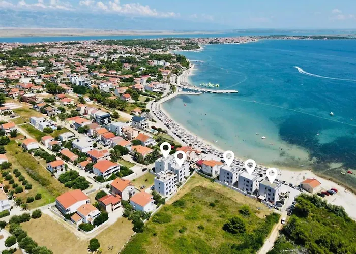 Apartments The Beach Resort Vir