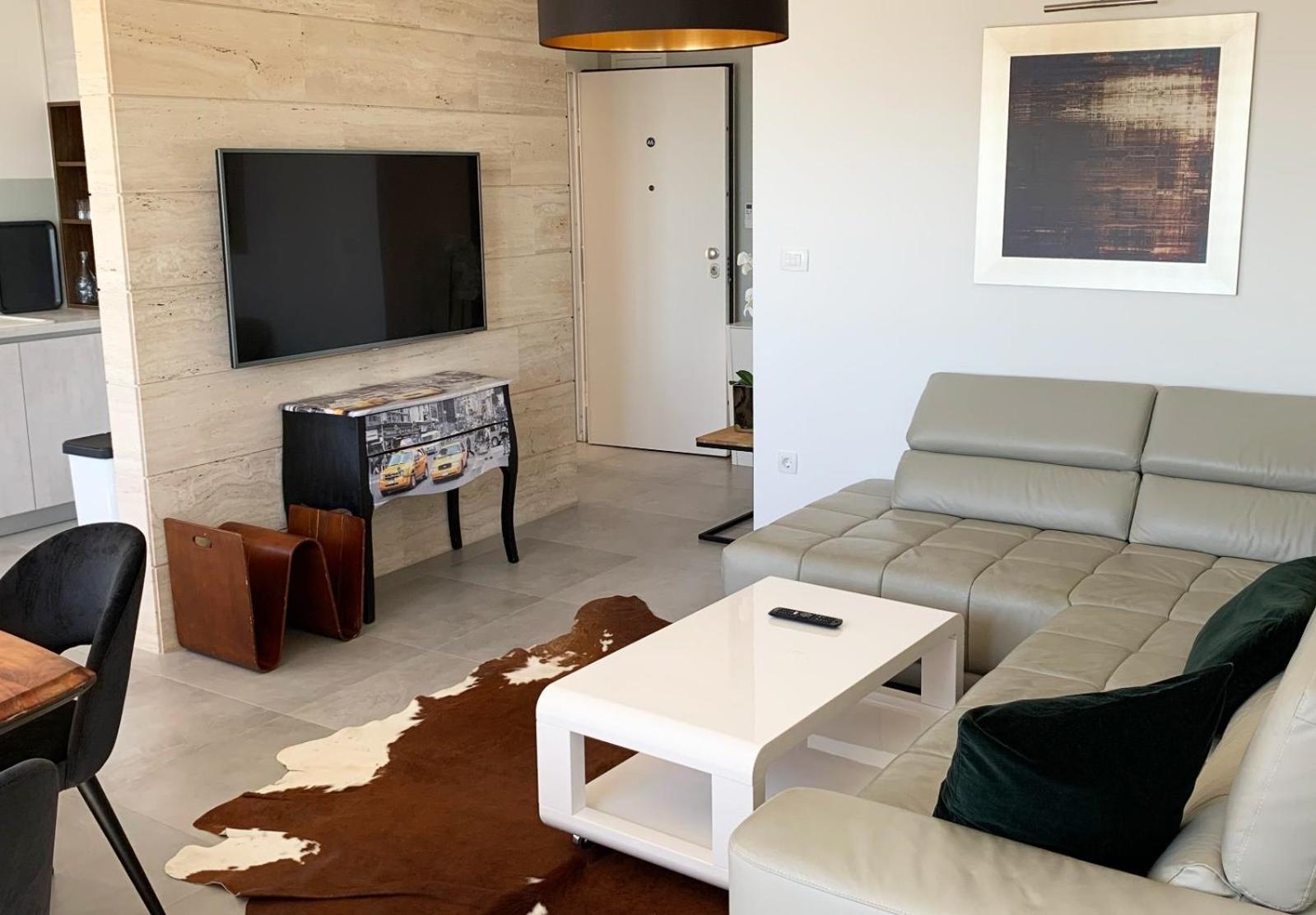 Apartment The *